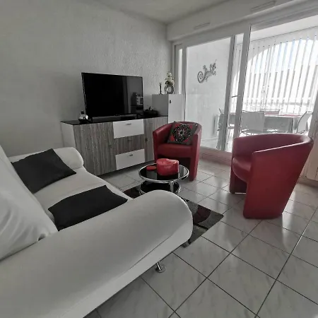 039 Cap D'agde Quartier Falaises Proche T2 Avec Place De Parking Et Piscine * 아그