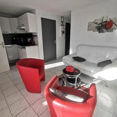 039 Cap D'agde Quartier Falaises Proche T2 Avec Place De Parking Et Piscine *