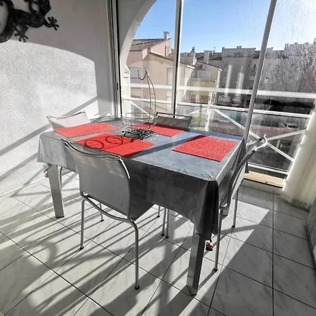 039 Cap D'agde Quartier Falaises Proche T2 Avec Place De Parking Et Piscine * Agde